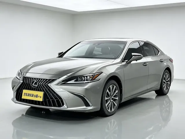 Lexus ES 2023 200 Luxury Edition
