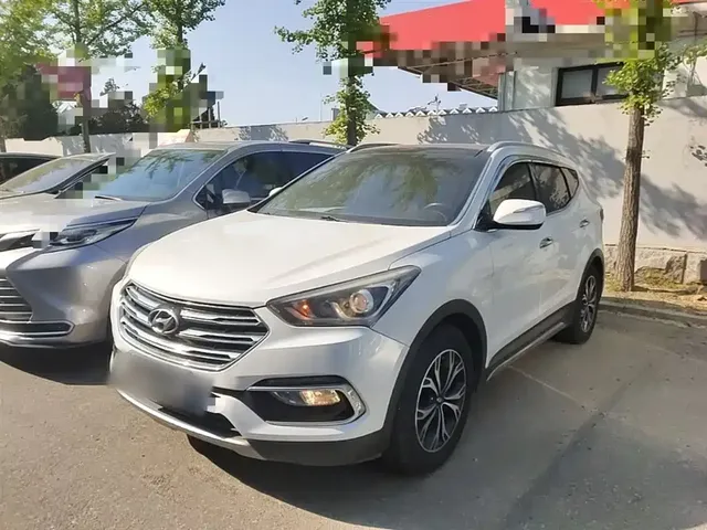 Hyundai Santa Fe 2017 2.0T Automatic 2WD Intelligent 7-Seater