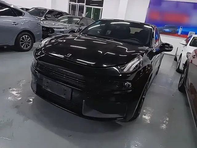 Lynk & Co 03 2019 2.0TD Auto Power Pro Version