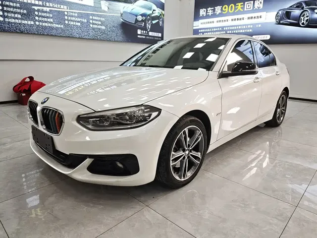 BMW 1 Series 2018 118i Sport Edition