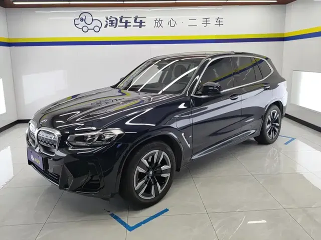 BMW iX3 2022 Facelift Leading Model