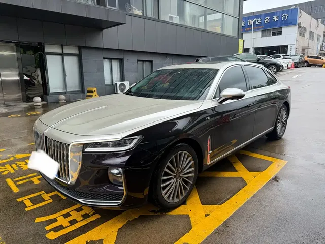 Hongqi H9 2020 3.0T Smart Connection Qi Chang Edition