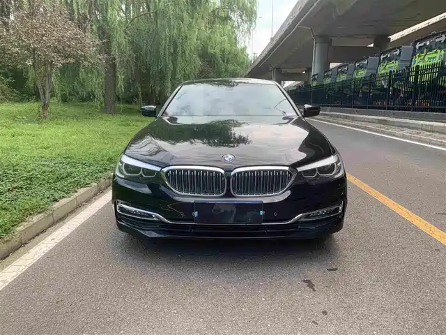 BMW 5 Series 2018 Facelift 530Li xDrive Luxury Package