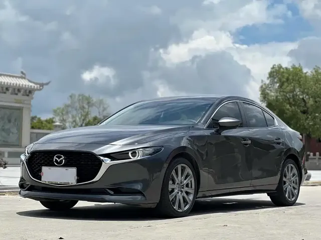 Mazda 3 Axela 2023 2.0L Auto Zhiyao