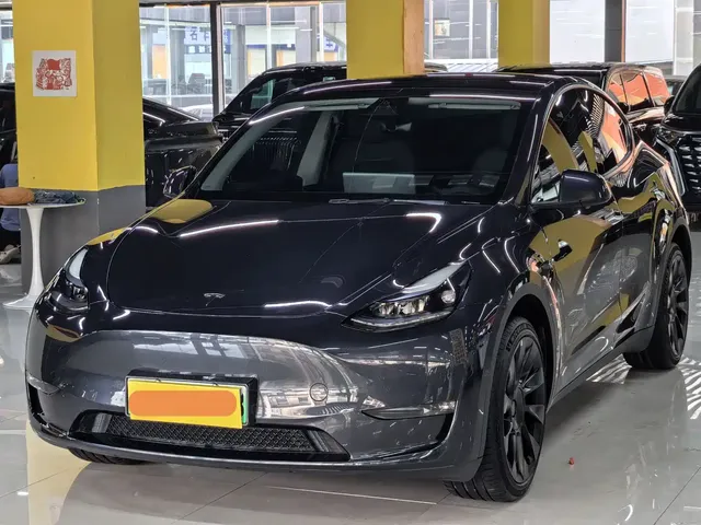 Tesla Model Y 2024 Long Range AWD