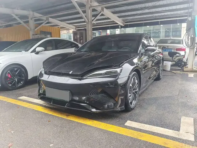 BYD Seal 2022 550km Standard Range RWD Elite