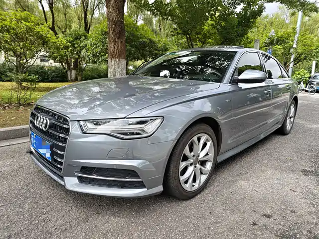 Audi A6L 2018 30th Anniversary 35 TFSI Fashion
