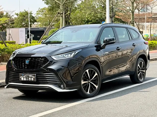 Toyota Crown Kluger 2024 2.5L HEV 4WD Luxury Edition
