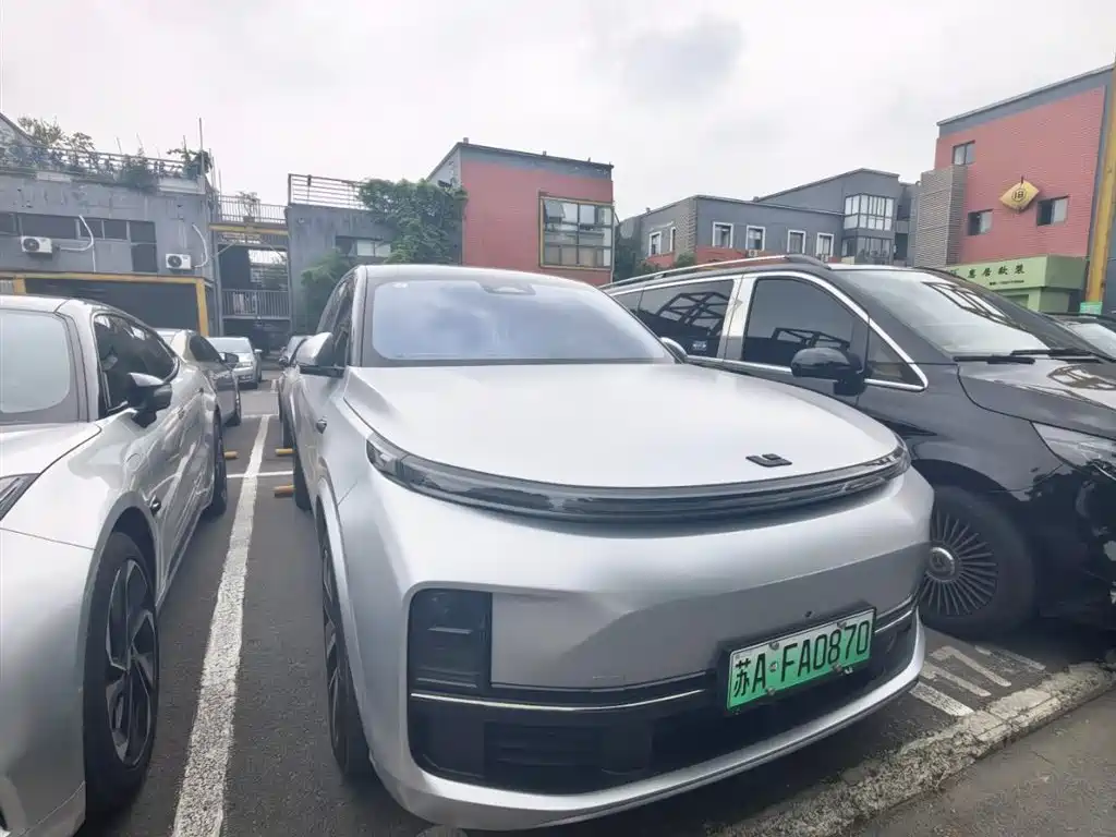 Li Auto Li Xiang L9 2023 Model Pro