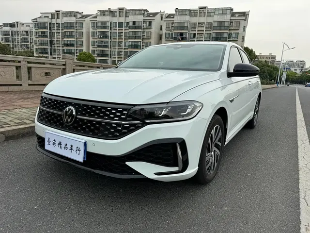 Volkswagen Lavida 2024 Model 300TSI DSG Starlight Leading Edition