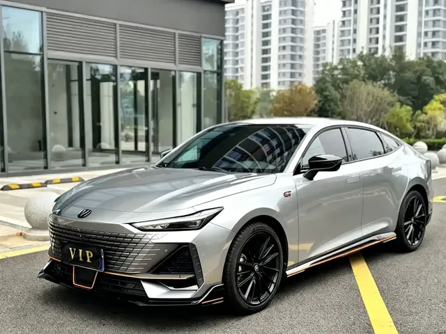 Changan UNI-V 2023 1.5T Sport Edition