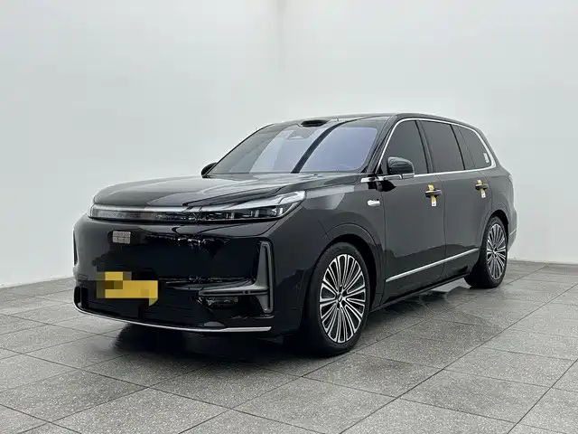 Geely Galaxy M9 2025 Base Model
