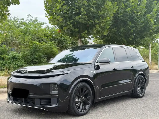 Li Auto Li L8 2023 Pro