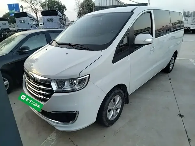 JAC Refine M3 2023 PLUS 1.5T Smart Connect 9-seater