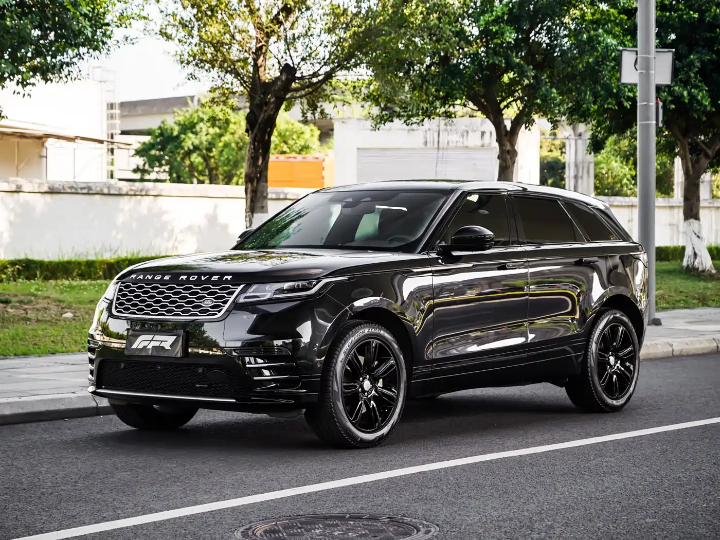 Land Rover Range Rover Velar 2022 250PS Golden Collector's Edition