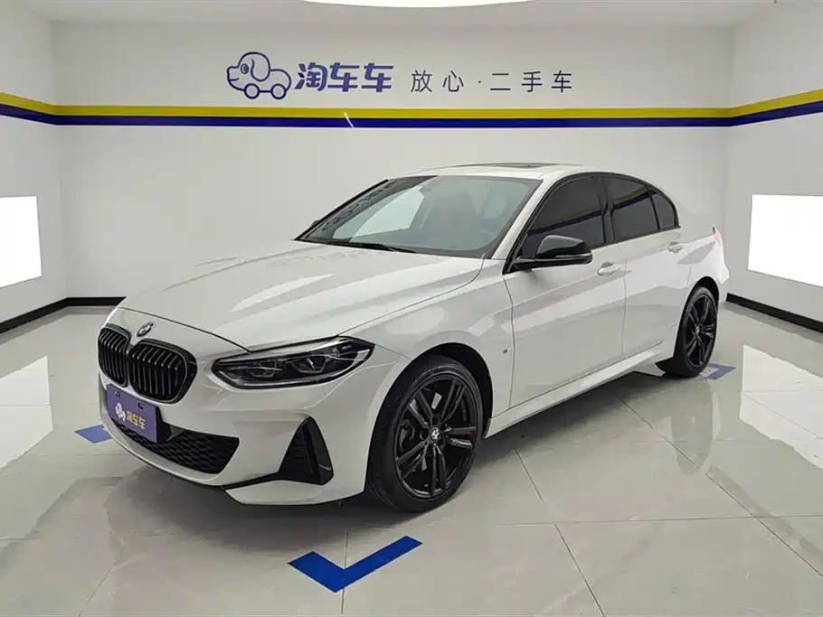 BMW 1 Series 2022 125i M Sport Shadow Edition