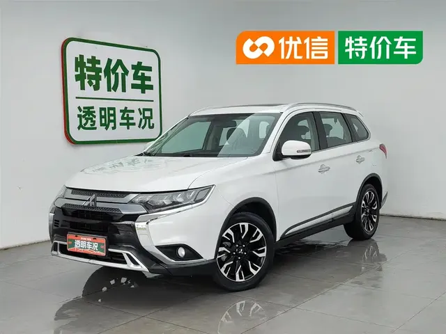 Mitsubishi Outlander 2019 2.4L 2WD Premium Edition 5-seater China V