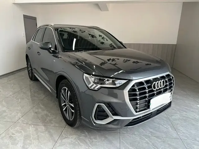 Audi Q3 2022 35 TFSI Progressive Dynamic