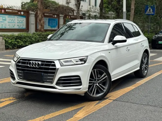 Audi Q5L 2020 Facelift 40 TFSI Honor Fashion