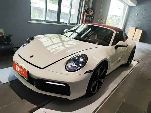 Porsche 911 2023 Targa 4 3.0T