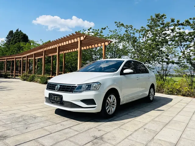 Volkswagen Jetta 2019 Dream Edition 1.4L Manual Fashion