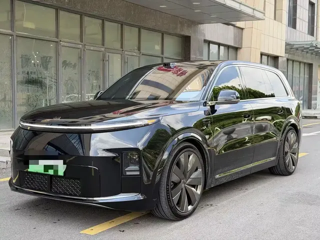 Li Auto Li Xiang L9 2026 Base Model