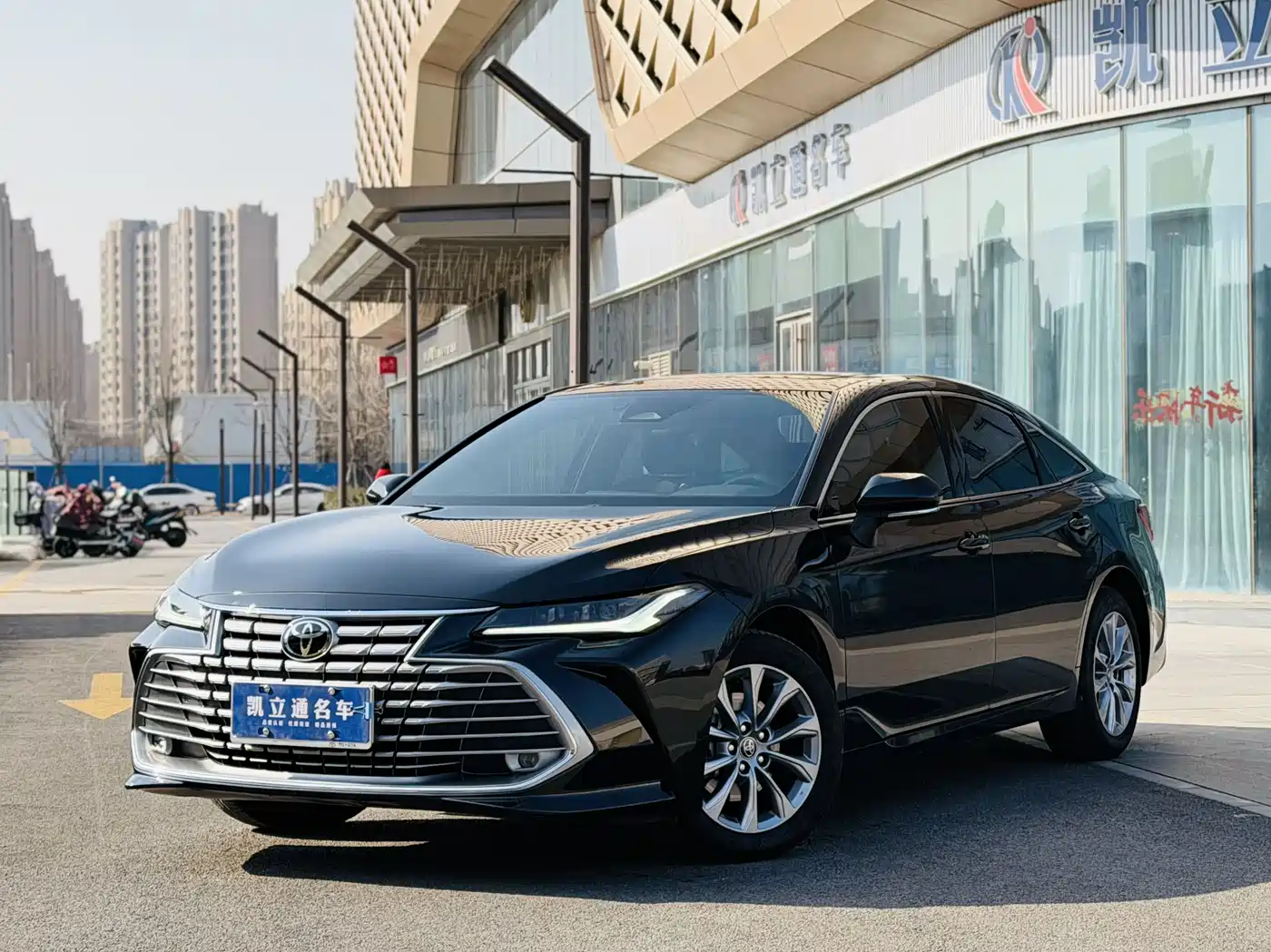 Toyota Avalon 2024 Model 2.0L Progressive Edition