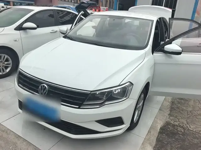 Volkswagen Jetta 2017 1.5L Manual Fashion
