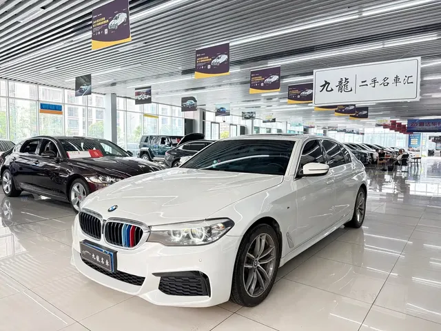 BMW 5 Series 2020 525Li M Sport Package