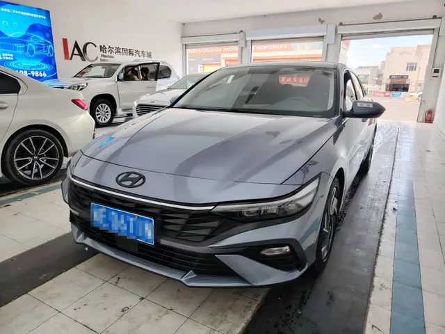 Hyundai Elantra 2023 1.5L CVT GLX Elite Edition