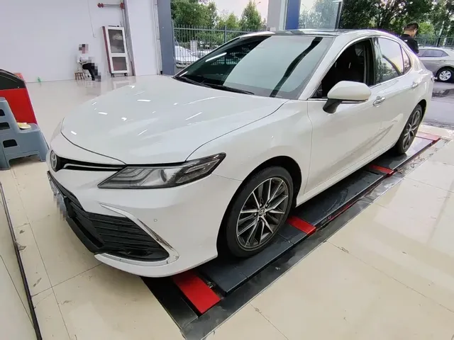 Toyota Camry 2021 2.5G Luxury Edition