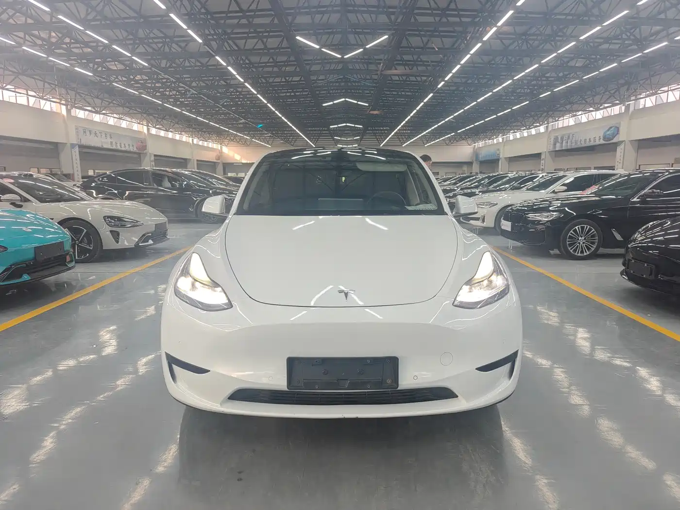 Tesla Model Y 2024 Rear-Wheel Drive Version