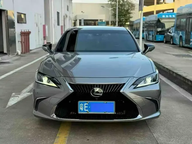 Lexus ES 2021 200 Excellence Edition