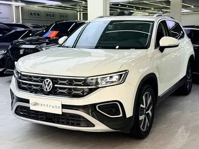 Volkswagen Tayron 2025 Shared Joy 300TSI