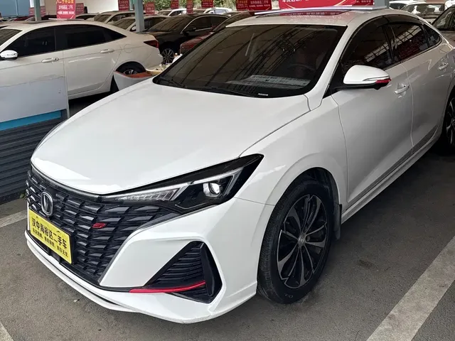 Changan Eado 2022 PLUS Blue Whale NE 1.4T GDI DCT Premium Edition