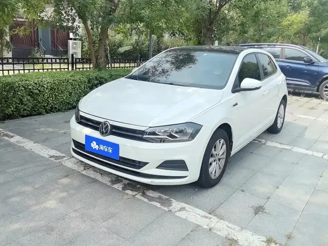 Volkswagen Polo 2019 Plus 1.5L Automatic Colorful Tech Edition