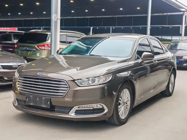 Ford Taurus 2017 EcoBoost 245 Fashion