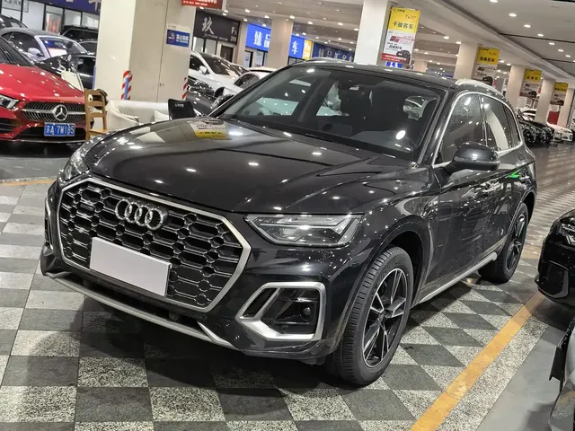 Audi Q5L 2022 40T Fashion Dynamic