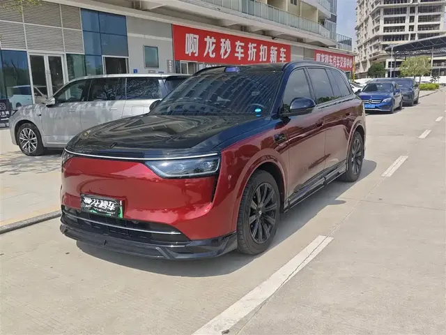 AITO Wenjie AITO M8 2025 Range Extender Max+ Edition 53.4kWh 5-seater