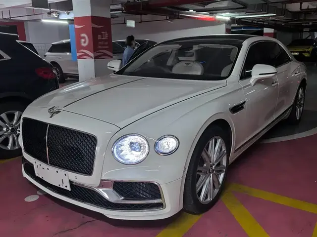 Bentley Flying Spur 2024 4.0T V8 Standard Edition