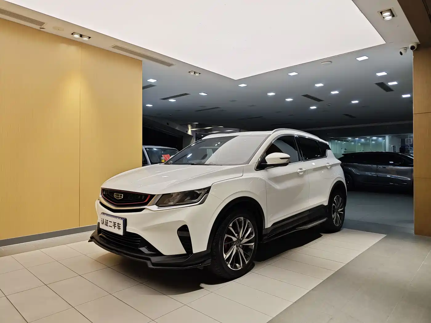 Geely Binyue 2020 PRO 260T DCT Knight