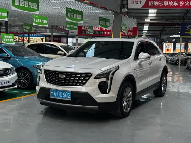 Cadillac XT4 2020 28T FWD Leading Trim
