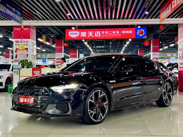 Audi A7L 2024 45 TFSI quattro S-line Black Warrior Edition