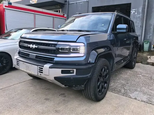 Fang Cheng Bao Leopard 5 2023 Yun Nian Flagship Edition