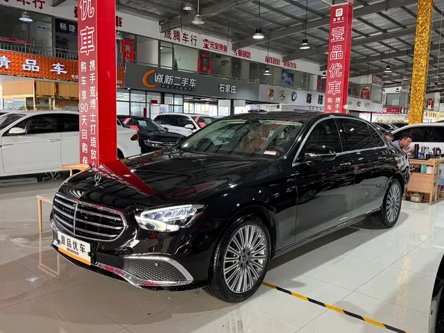 Mercedes-Benz E-Class 2023 E 300 L Fashion