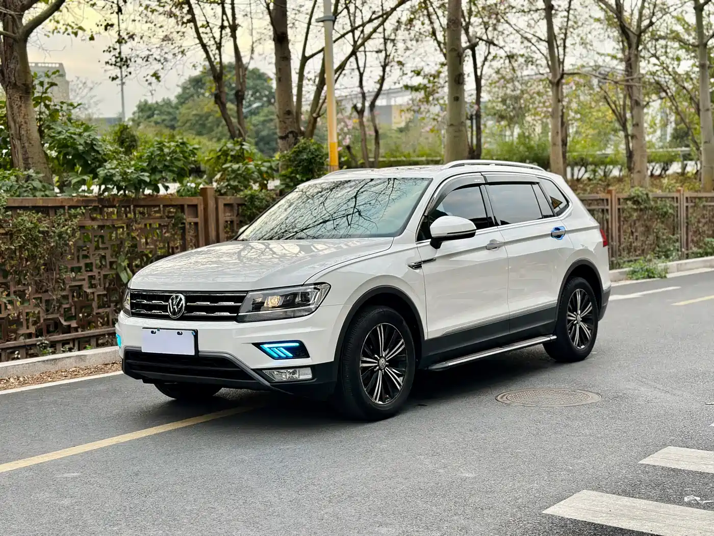 Volkswagen Tiguan L 2019 330TSI Automatic 2WD Panorama Comfort Edition China VI