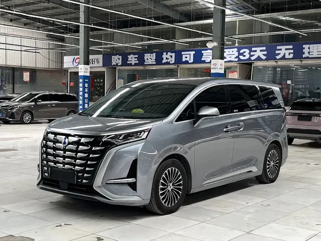 Denza D9 2022 DM-i 970 AWD Flagship
