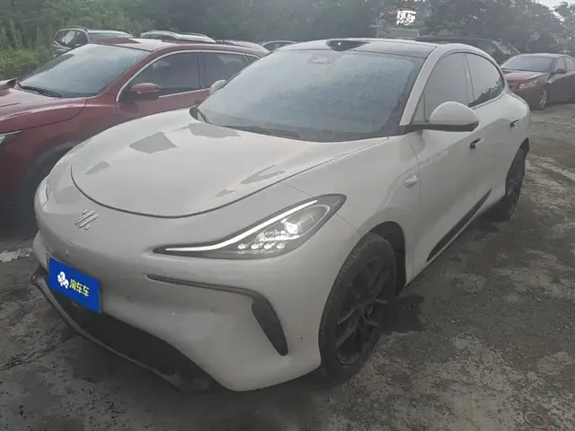 IM Motors IM LS6 2023 Max Standard Edition
