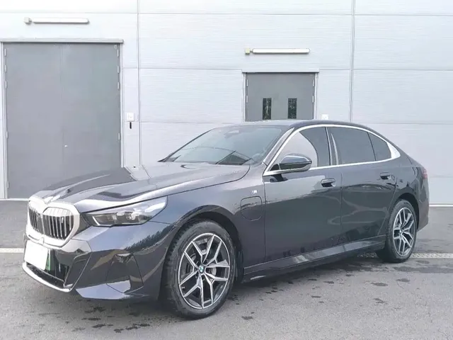 BMW i5 2025 eDrive 35L M Sport Package