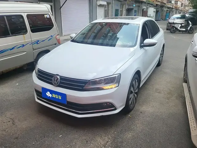 Volkswagen Sagitar 2018 1.6L Automatic Comfort